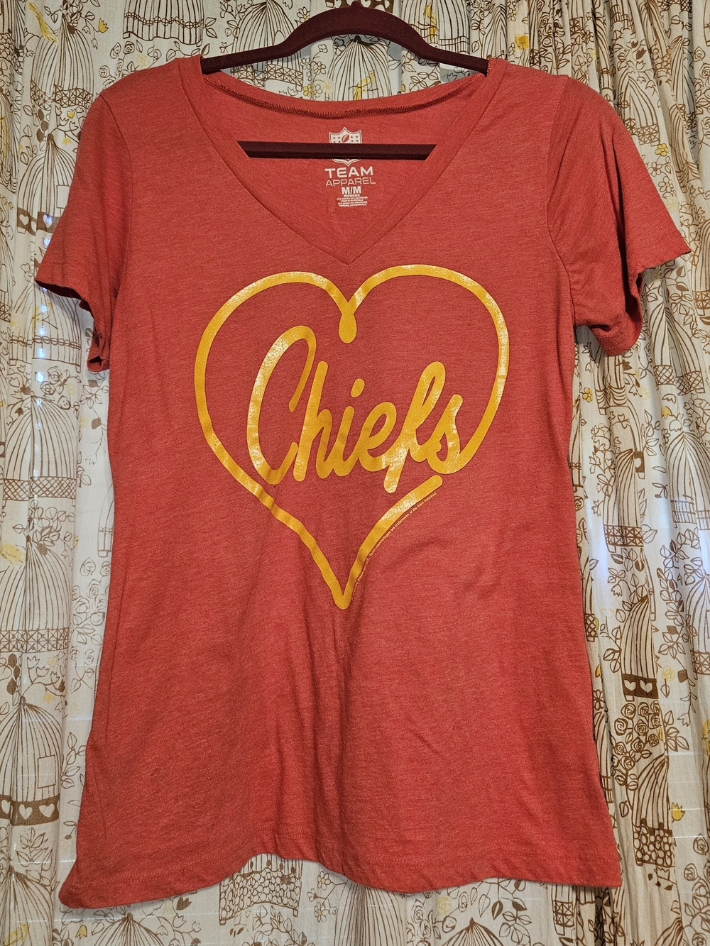 Team Apparel Red V-Neck Chiefs Heart Tee